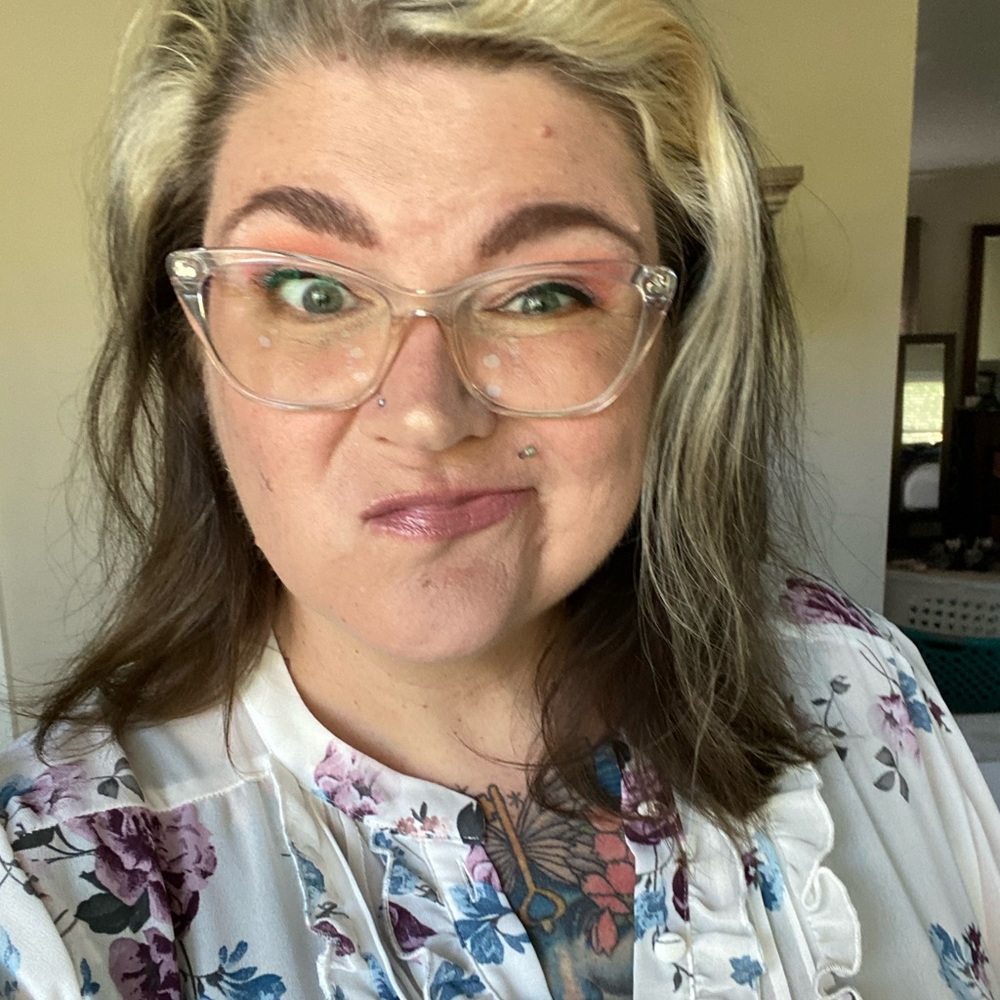 Meet your Posher, Krystin